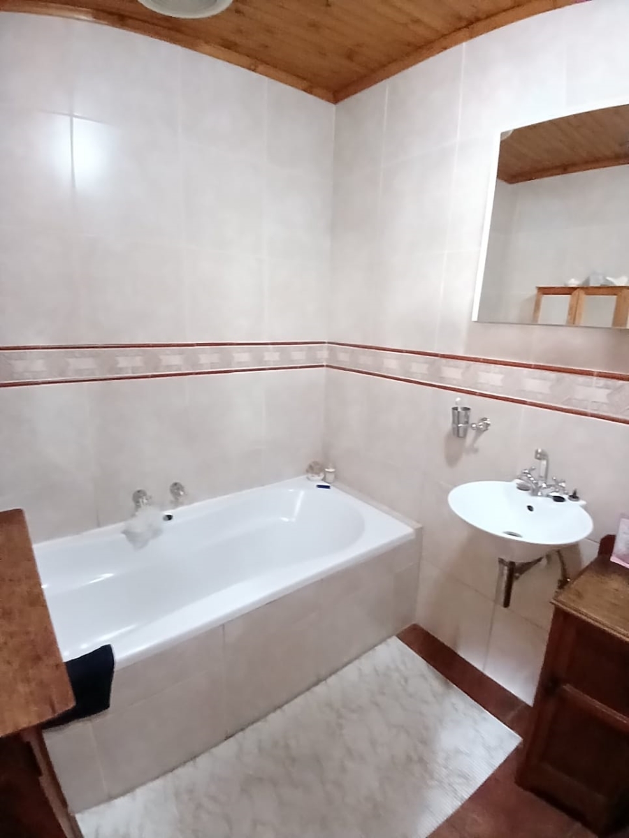 3 Bedroom Property for Sale in Vaalpark Free State